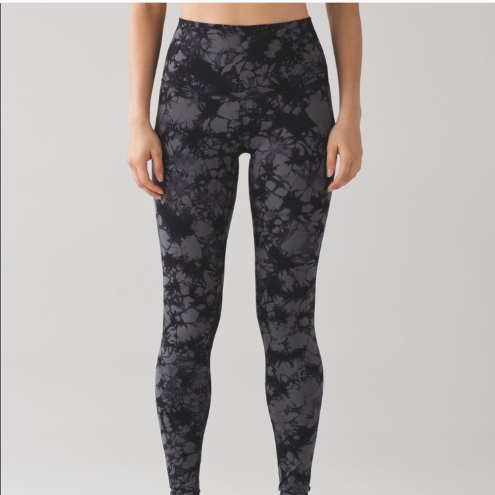 ✨Shibori Lululemon Leggings✨